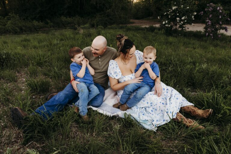 maternity photos at Camp Aramoni in Tonica Illinois