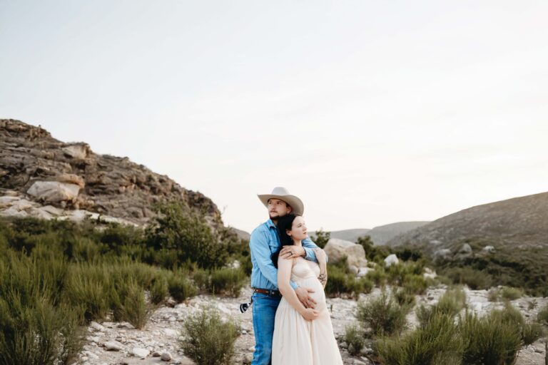Carlsbad New Mexico Maternity Session Desert Western Boho